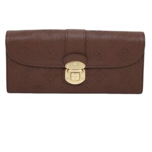 Louis Vuitton Amelia Trifold Clutch /Wallet Long Wallet In Brown Mahina Leather